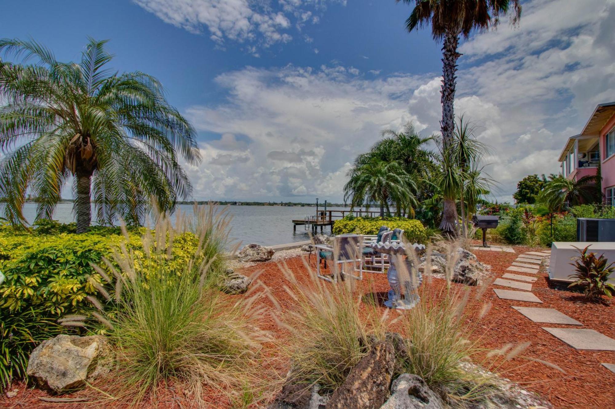 102-Tiny Treasure-Waterfront With Heated Pool Daire St. Pete Beach Dış mekan fotoğraf